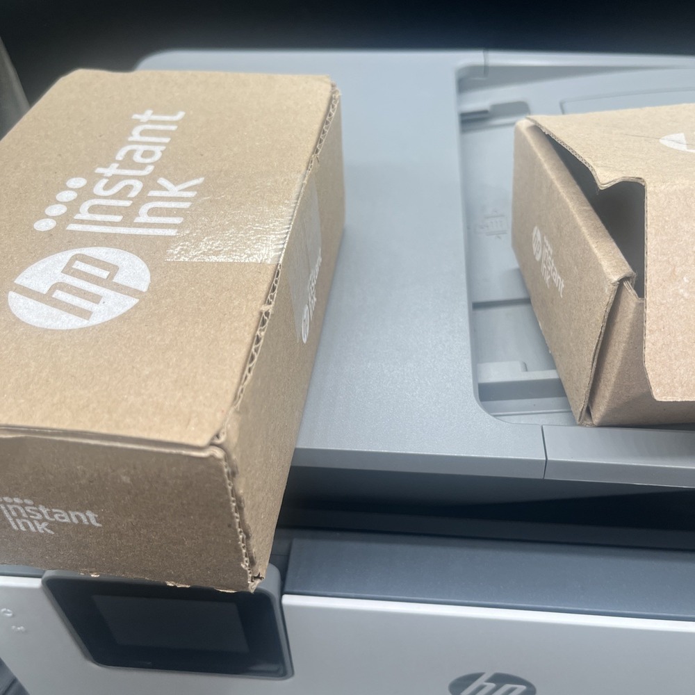 HP OfficeJet Pro 9015e Wireless Color All-In-One Inkjet Printer - Tested W/ Ink - Picture 14 of 16